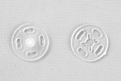 Кнопки пришивные пластиковые 13 мм, блистер 24шт, цв.-прозрачные - купить в Новокузнецке. Цена: 62.27 руб.