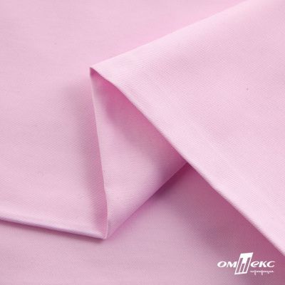 Ткань сорочечная Альто, 115 г/м2, 58% пэ,42% хл, окрашенный, шир.150 см, цв. 2-розовый (арт.101) - купить в Новокузнецке. Цена 306.69 руб.